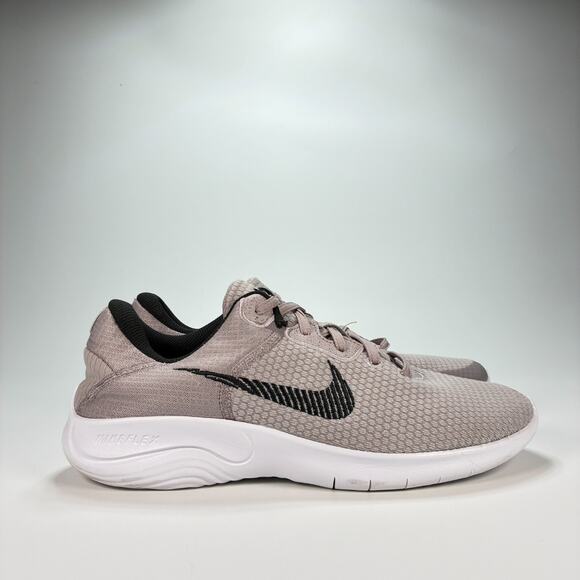 Nike Flex Experience Run 11 Light Purple Running Shoes Womens Size 11 Men's 9.5 - Picture 1 of 10